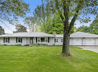 1416 Sunnyfield Rd, Sturgis, MI 49091