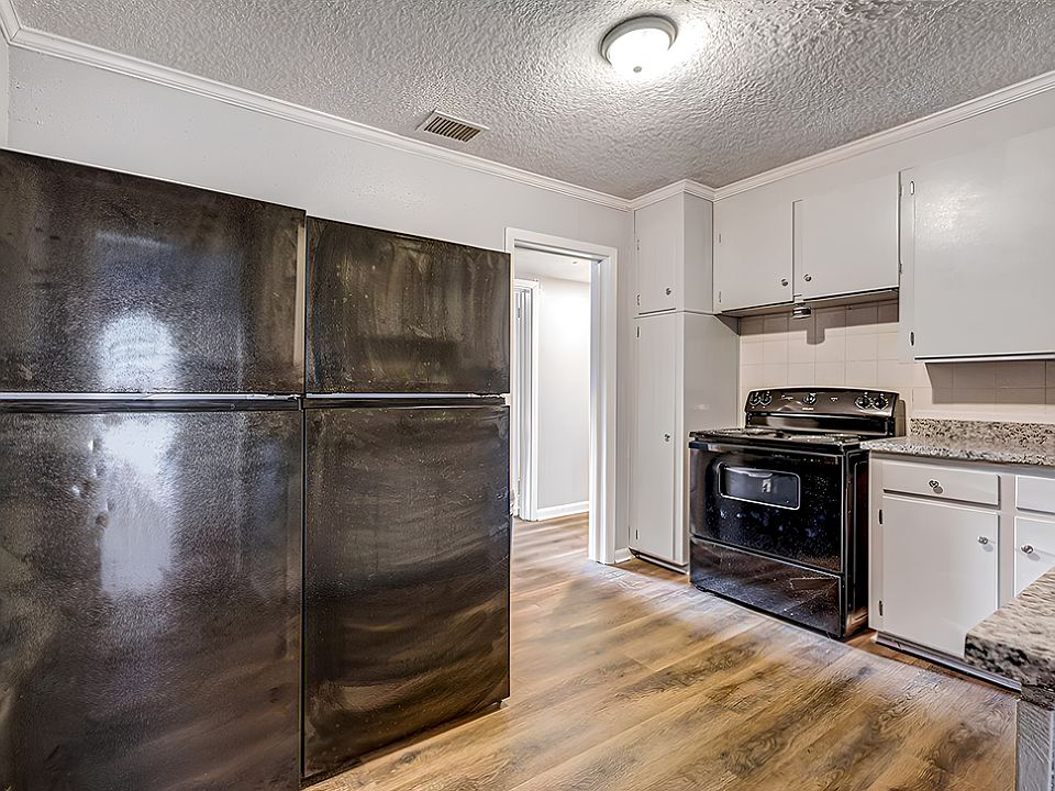 1st image of 5910 Norde Dr W #14940285