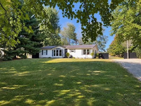 12599 State Road 120, Middlebury, IN 46540
