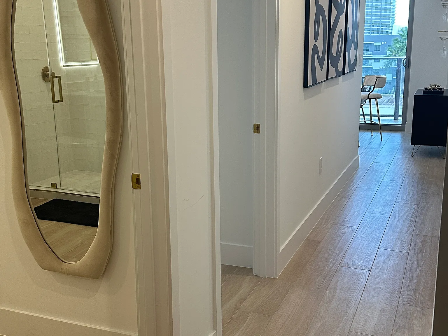 1 bed, 633 sqft, $3,995 — Photo 3