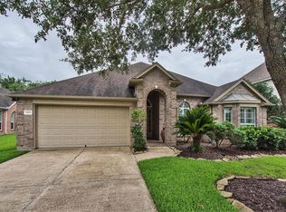 9304 Sunlake Dr, Pearland, TX 77584