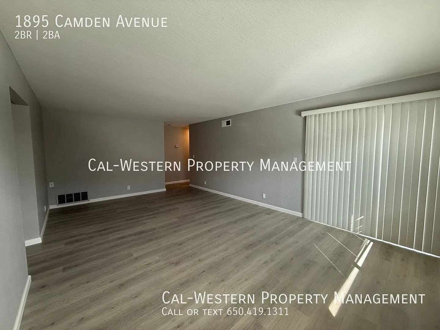 Well Maintained 2/2 Duplex in Convenient Location - Camden & Leigh! — Photo 2