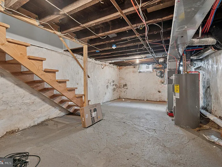 447 Durfor St — Photo 25