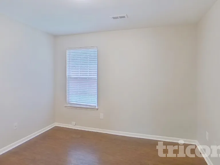 204 Yukon Dr — Photo 13