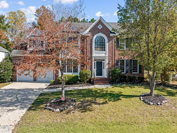 306 Barrington Overlook Dr, Durham, NC 27703