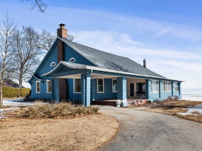 W427 Oakwood Beach Rd, Marinette, WI, 54143