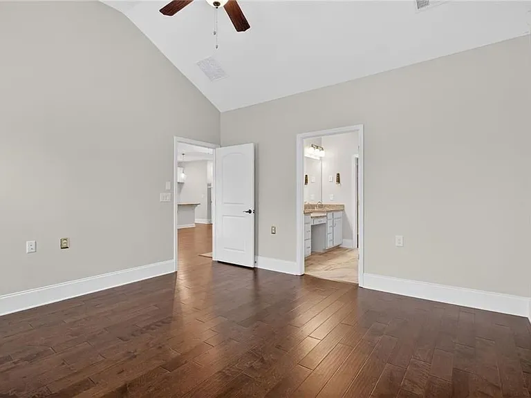 4185 Celbridge Pass — Photo 16