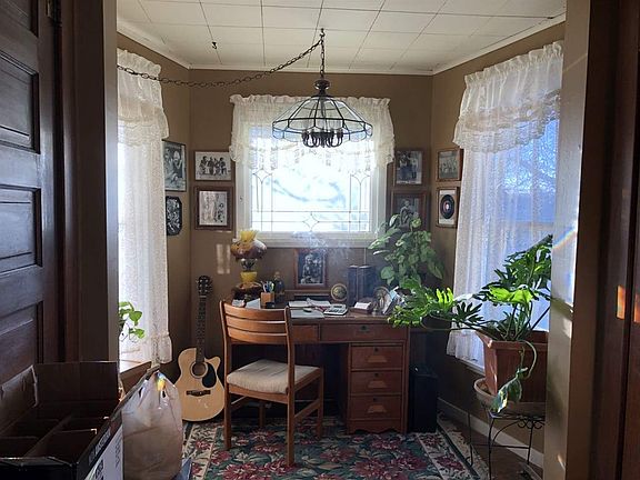 4th image of 303 N C St