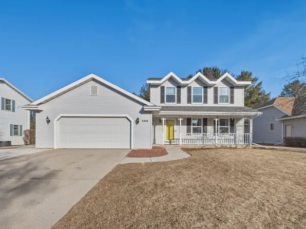 4523 Columbus St, Two Rivers, WI 54241