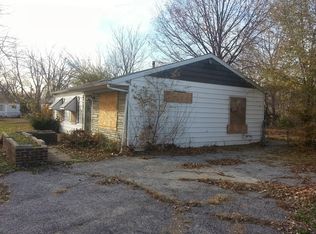 515 Saint Paul Dr, Cahokia, IL