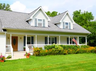 2671 Shimmons Rd, Auburn Hills, MI 48326