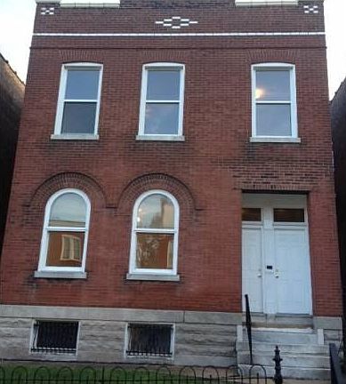 3rd image of 2750 Wyoming St