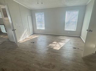 200 Raider Ln TRLR 62, Lumberton, TX 77657