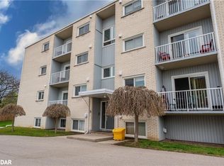 37 Conroy Cres #7, Guelph, ON N1G2V5