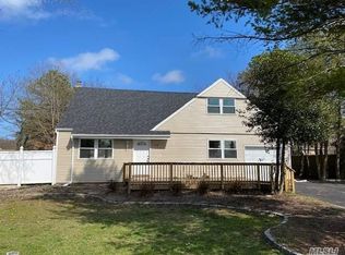 173 Oakland Ave, Miller Place, NY 11764
