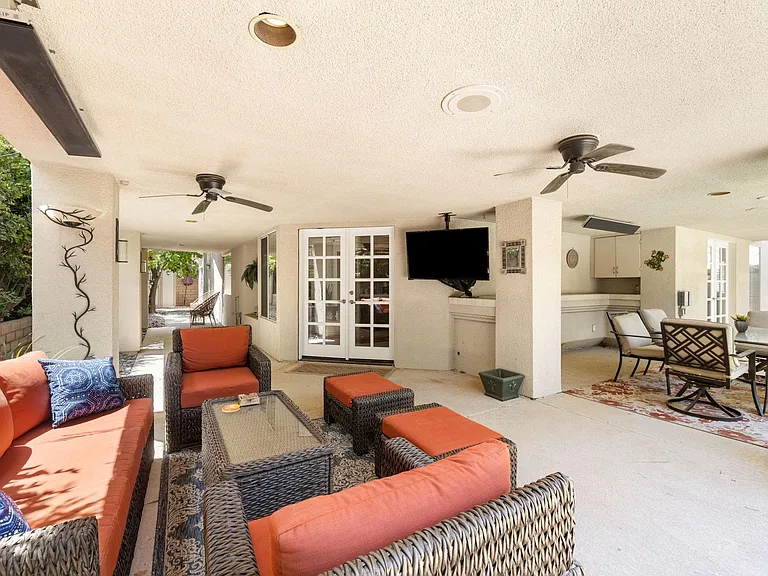 40560 Glenwood Ln — Photo 17