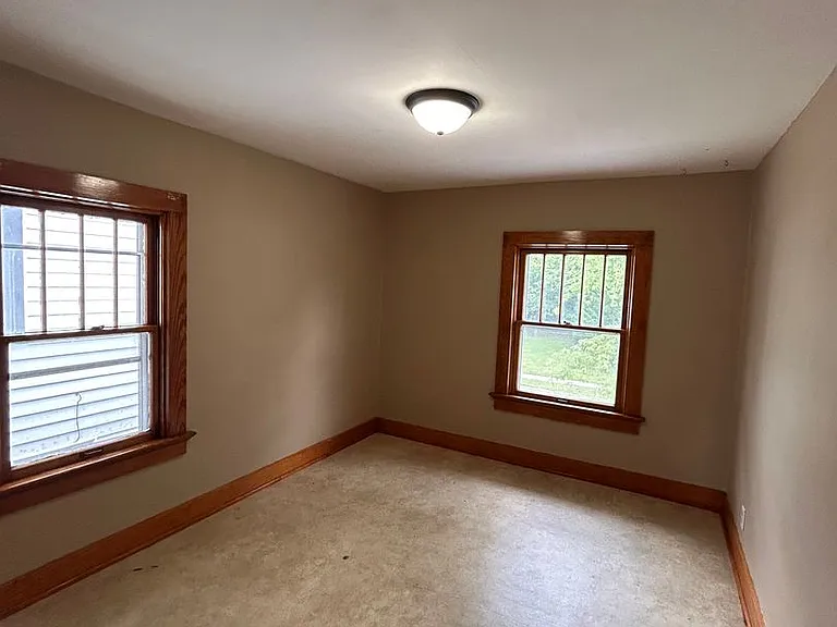 3708 Weisser Park Ave — Photo 7