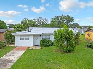 708 W Winifred St, Avon Park, FL 33825