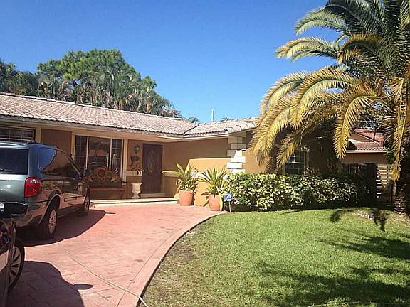 3rd image of 14222 Marginada Ct