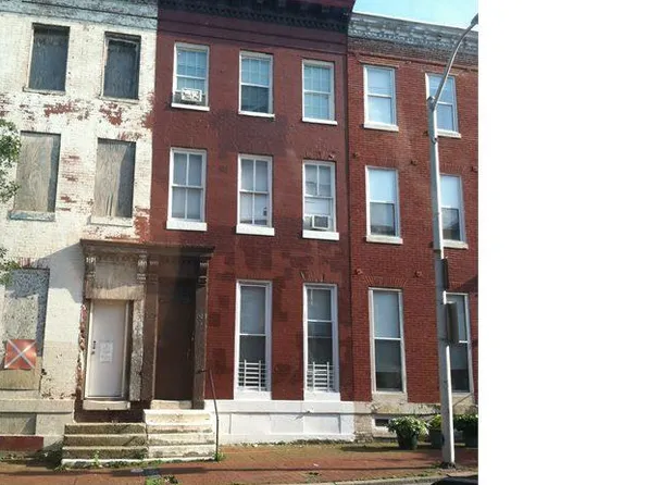 1523 W Lexington St, Baltimore, MD 21223