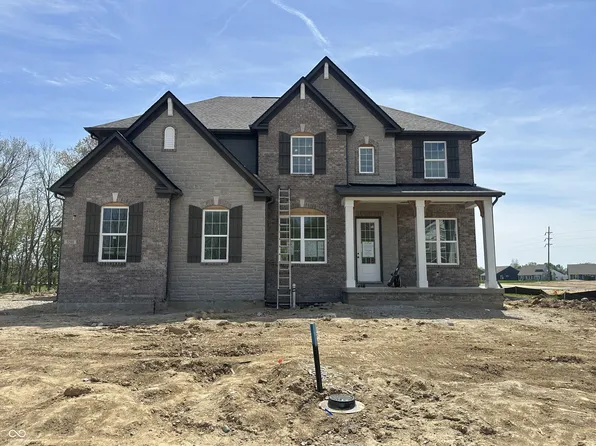 5591 Brook Hill Rd, Avon, IN 46123