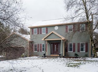 1721 Bailey Rd, East Aurora, NY 14052