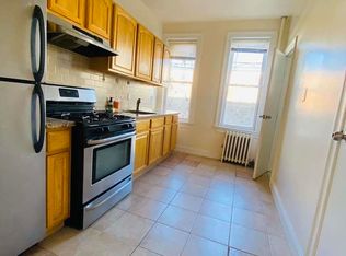 30-72 44th St #2, Astoria, NY 11103