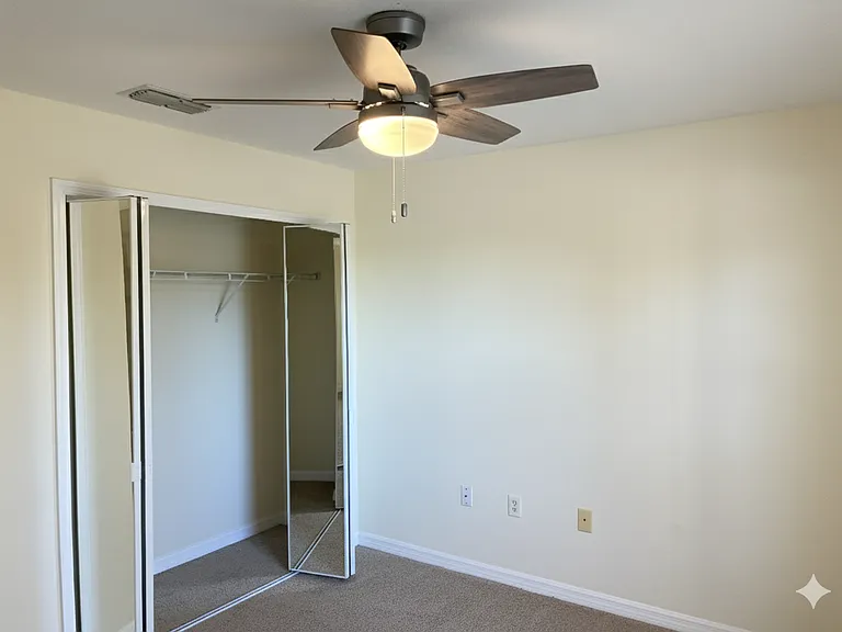 2607 Emerald Lake Ct — Photo 6