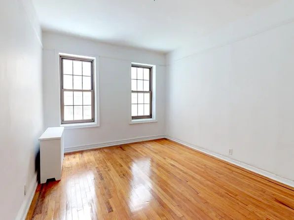 1100 Grandconcourse image 15 of 16