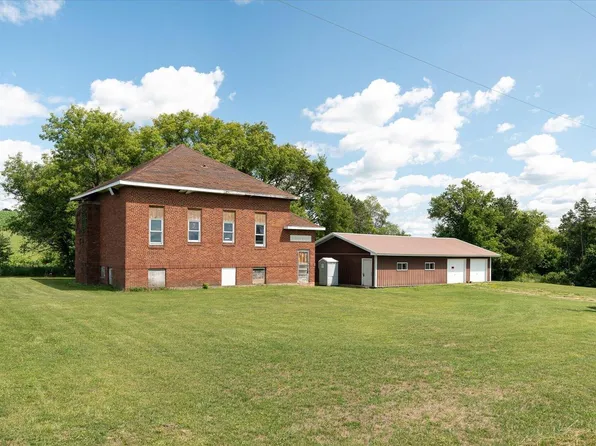 S2080 County Road B, Coon Valley, WI 54623