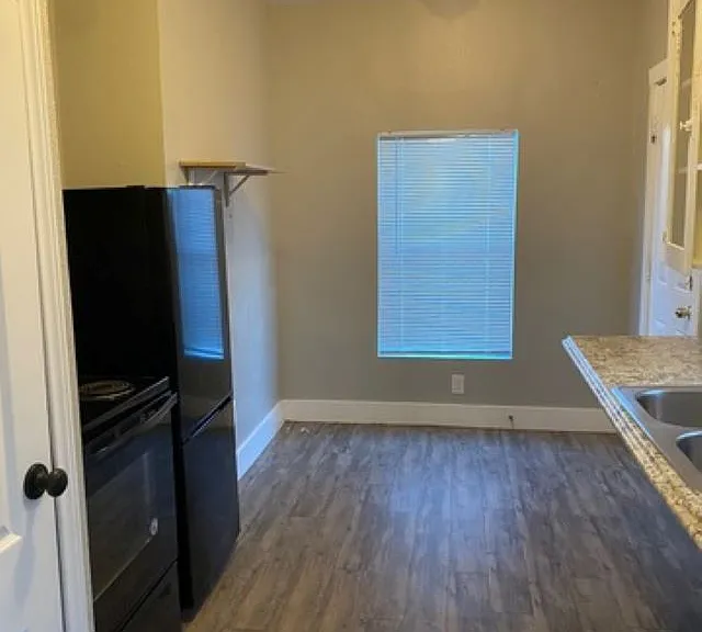 116 Cornell Ave #102 — Photo 4