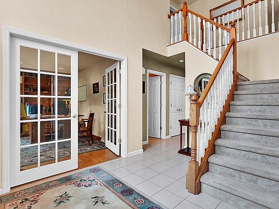 4th image of 9891 Buckingham Pl