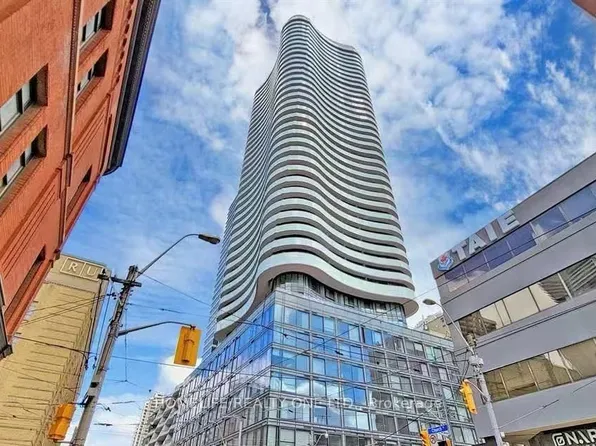 403 Church St #2002, Toronto, ON M4Y 0C9