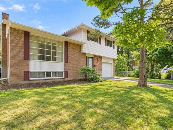 395 Mossom Pl, Waterloo, ON N2K 2G7