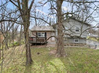 7498 S Hillside Dr, Columbia, MO 65203
