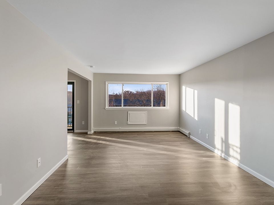 04_1909-Vails-Gate-Heights-Dr_2009_Print