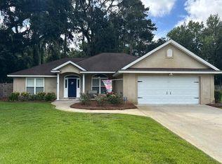 216 Autumn Ridge Ct, Brunswick, GA 31525