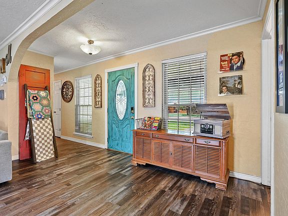 5th image of 3119 Mimosa Dr