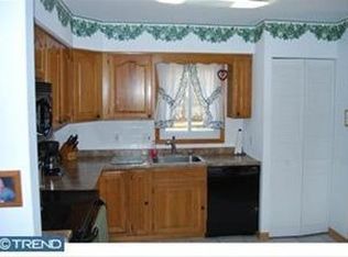 89 Christopher Mill Rd, Medford, NJ 08055