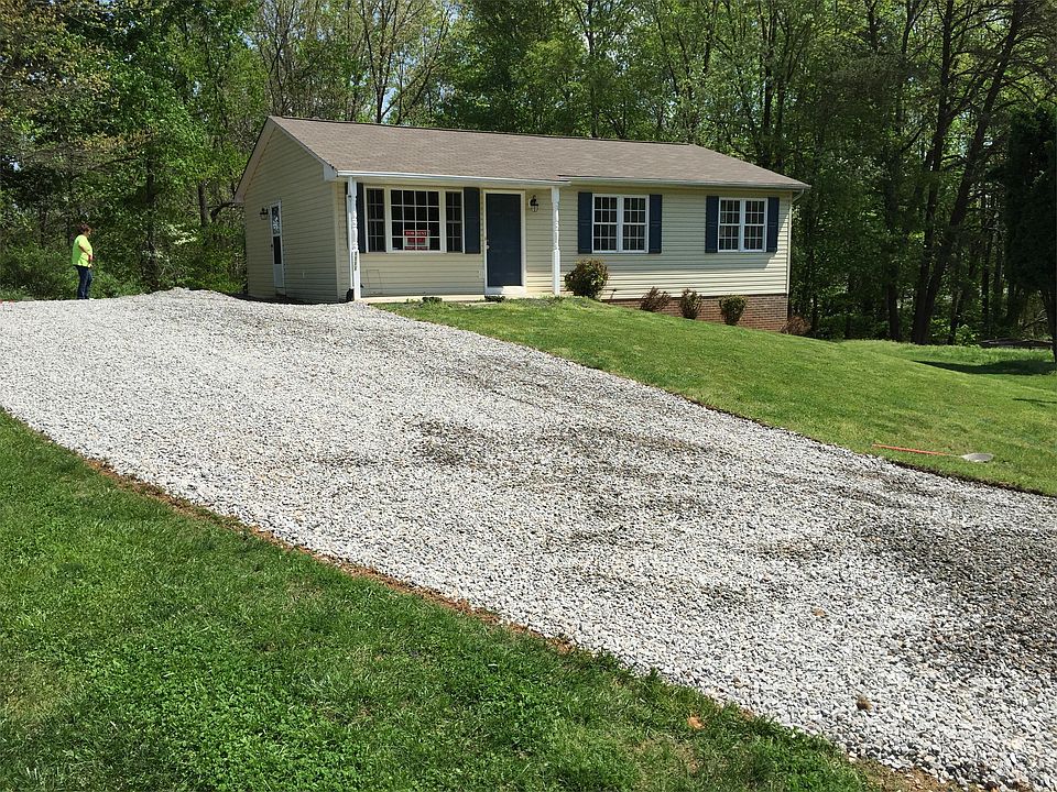 1st image of 1111 Walker Cir