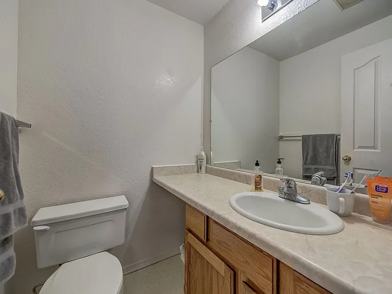 724 W 1720 N #201 — Photo 12