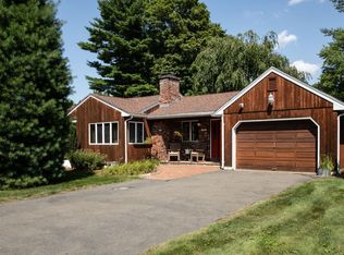 45 Westwood Dr, West Springfield, MA 01089