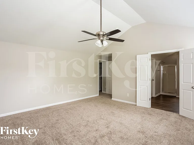 5842 Brookfield Pointe Dr — Photo 8