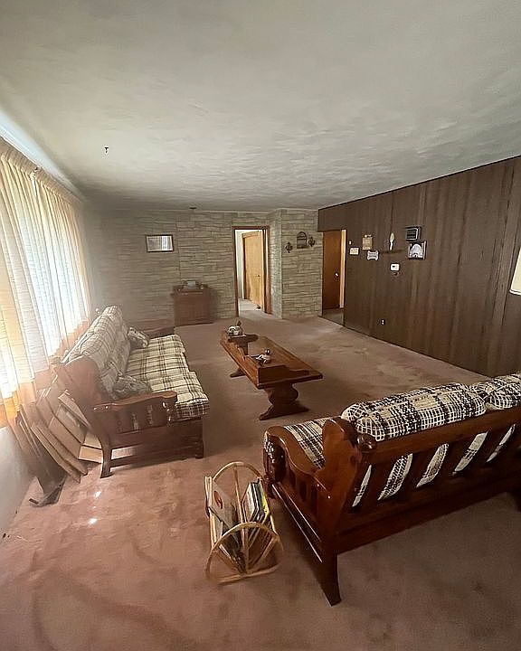 301 Front St, Varna, IL 61375 Zillow