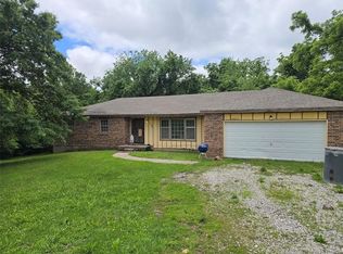 1546 S 94th St, Edwardsville, KS 66111
