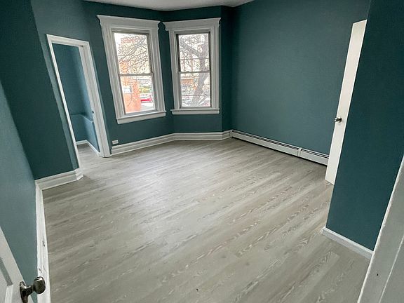 4th image of 11 Linden Ave #3F