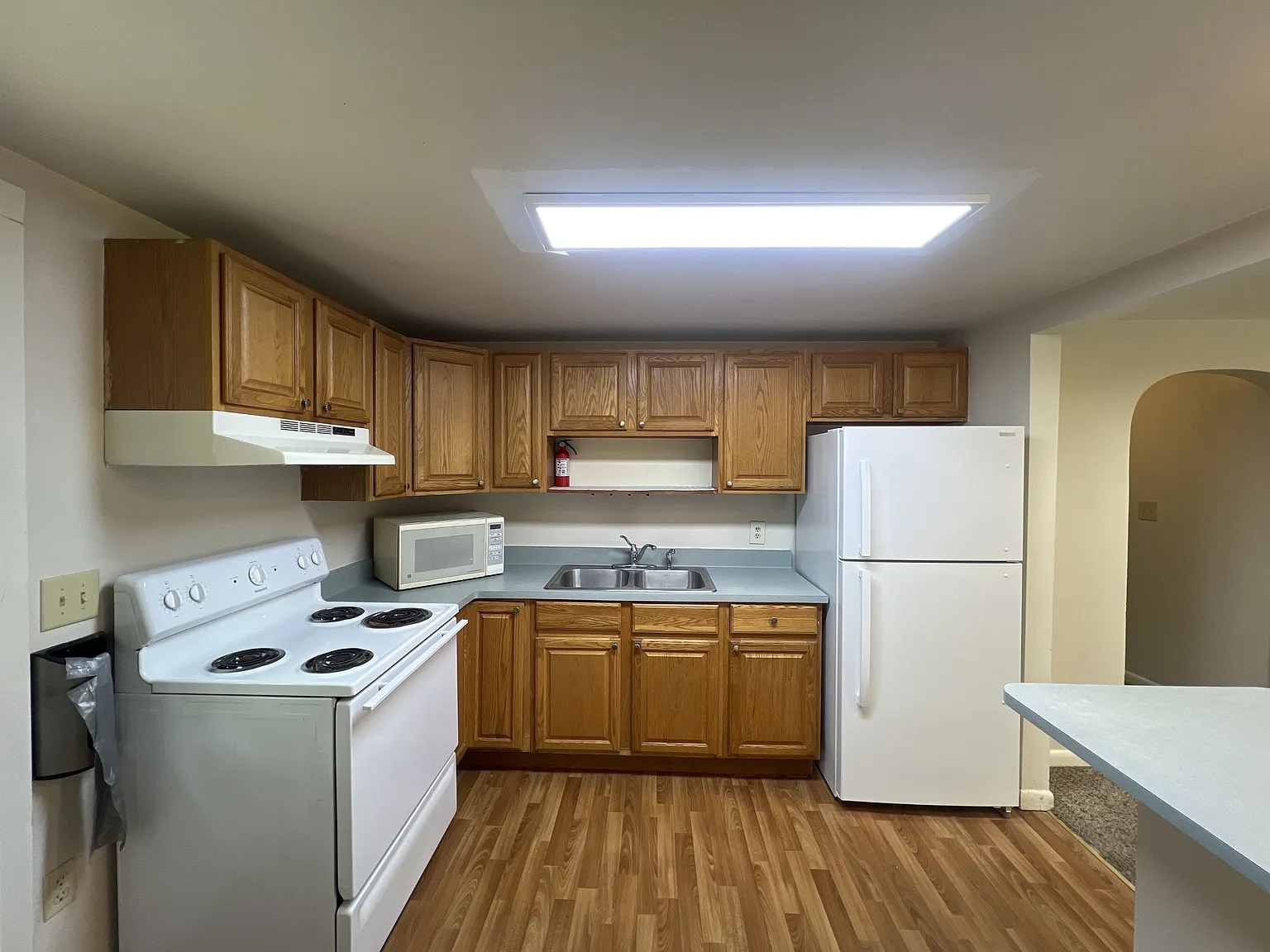 329 Prospect Ave - Upper — Photo 2