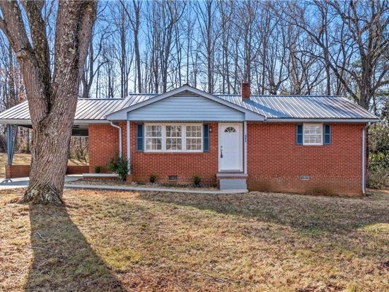 453 Albert Dr, Lexington, NC 27292