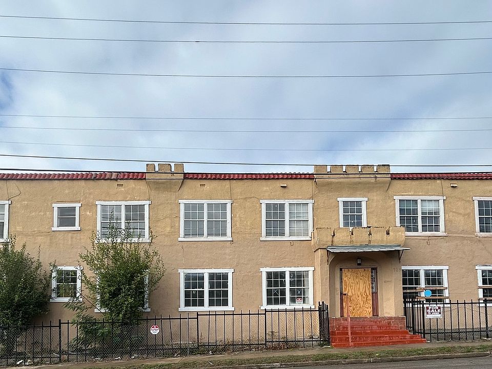 1st image of 903 West Craig Pl