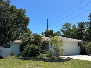 4557 Worcester Rd, Sarasota, FL 34231